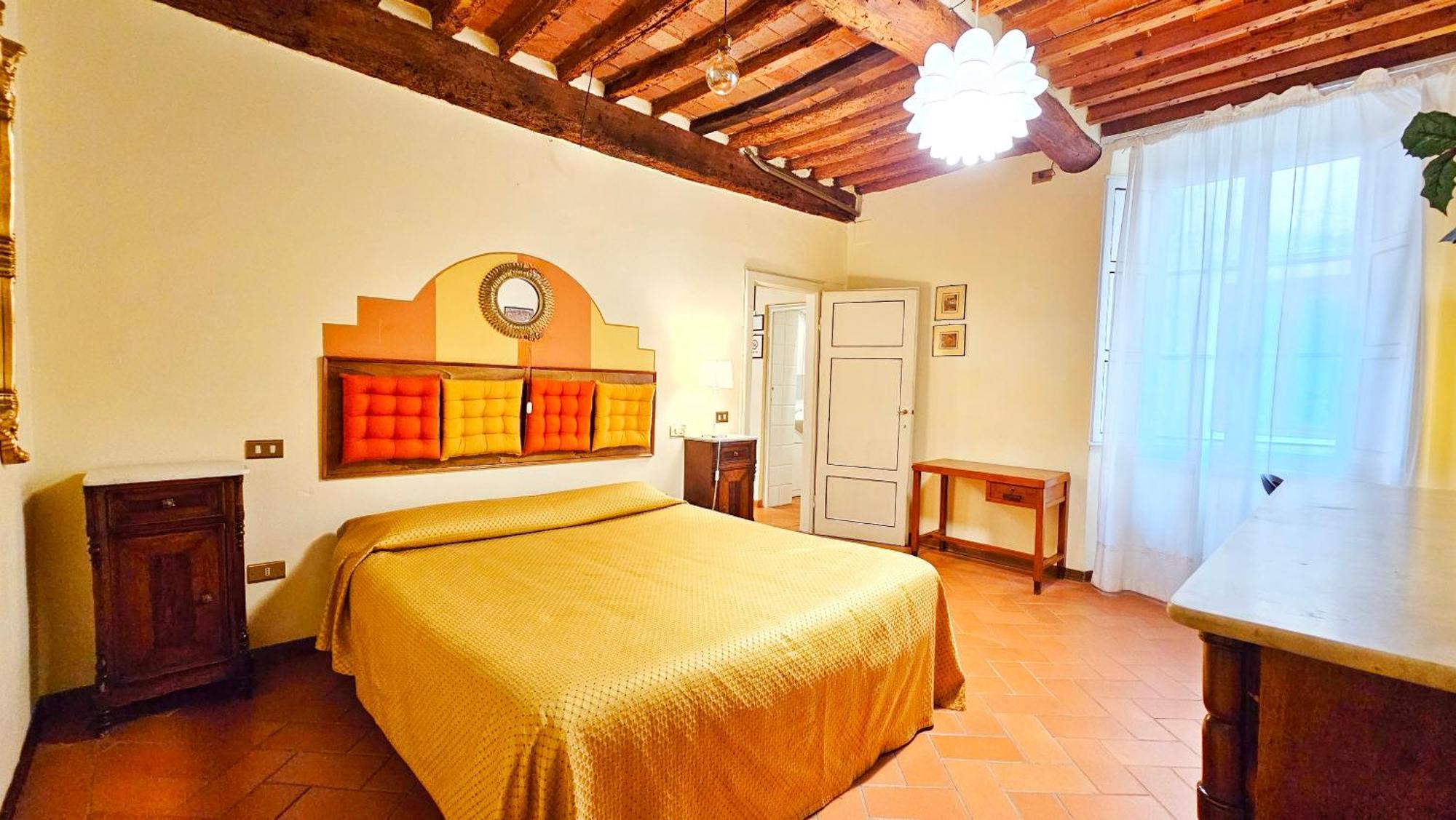 Apartment Walls Dream - Air Cond - Wi-fi - Panoramic In Front Of The Historical Walls -